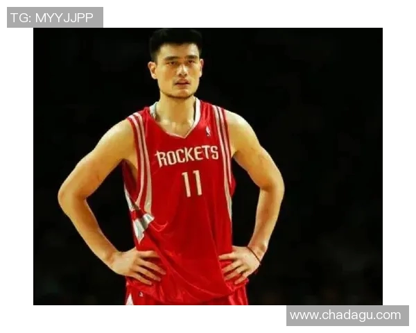 艾佛森与姚明的传奇对决：篮球场上的巨星碰撞与友谊之旅